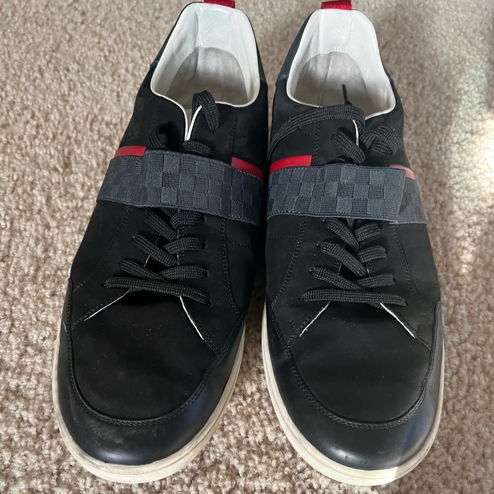 Men’s Louis Vuitton Waterline Sneaker Black size 13.5